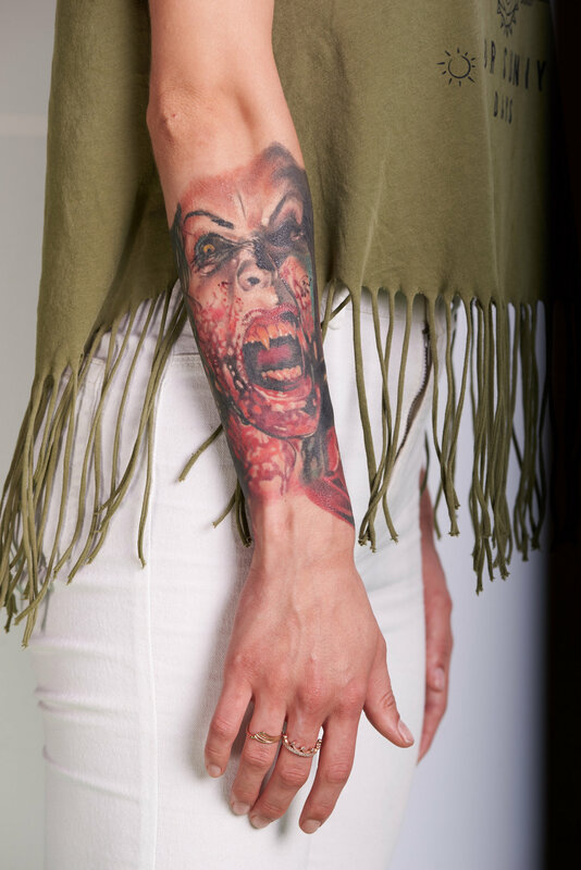 fotok egesz karos tetovalas mintak