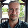 András